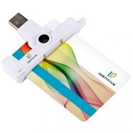 Portable smart card reader in miniature format